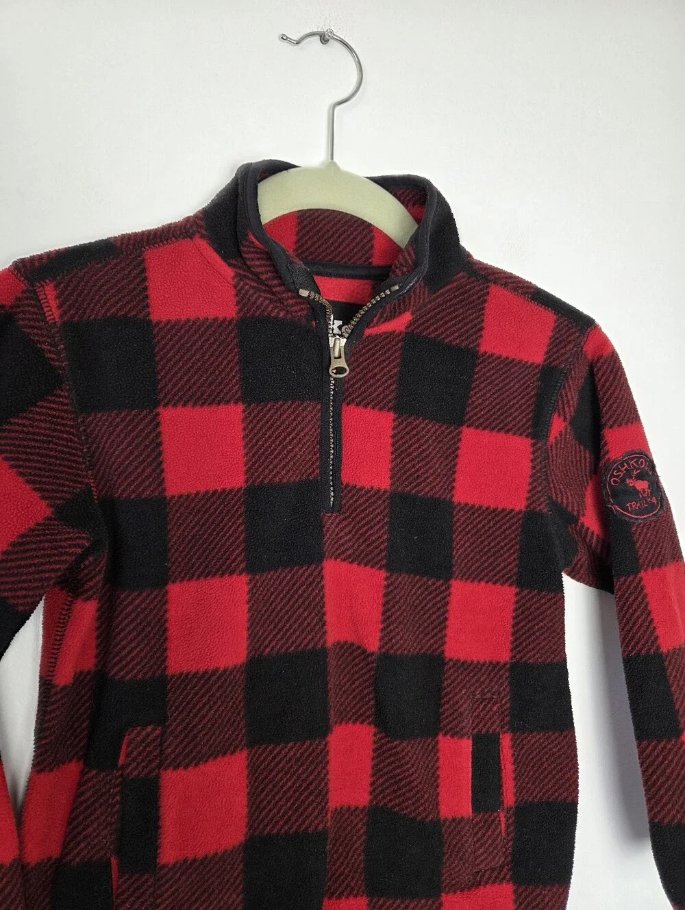 Oshkosh Buffalo Plaid Fleece Pullover Sweater Jacket Boys Size 5 Red Christmas